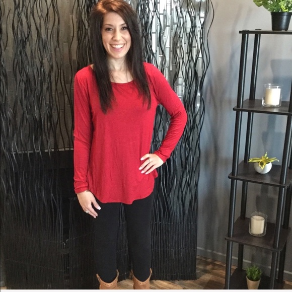 1 Small Left😍 RED LONG SLEEVE BUTTON BACK BLOUSE - Picture 3 of 6